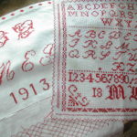 Tissu brodé